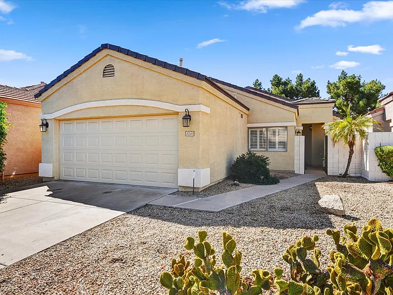 3247 E Maldonado Dr — Photo 21
