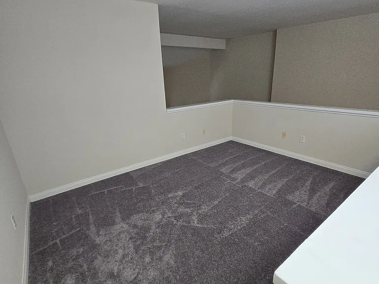 5520 Owensmouth Ave #313 — Photo 25