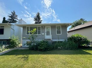 822 4th St E #A, Saskatoon, SK S7H1K4
