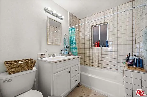 1314 E Laurelwood Dr — Photo 43