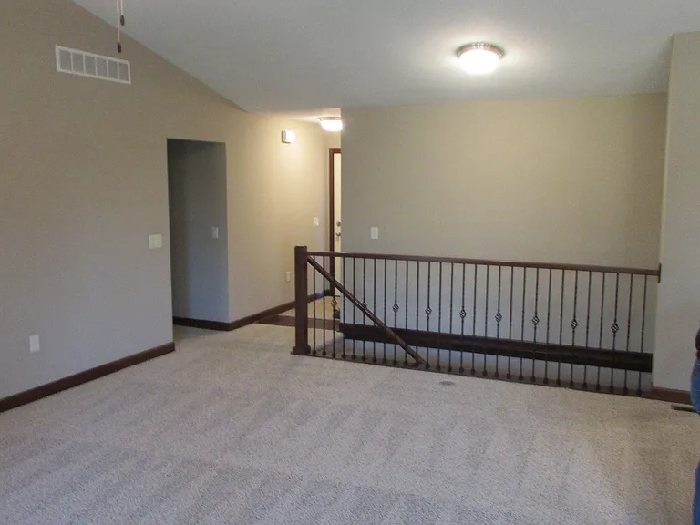 5302 SE 24th St — Photo 11