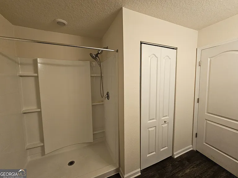 137 Teakwood Dr — Photo 41