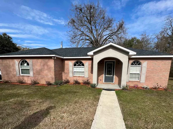 920 2nd St, Quincy, FL 32351