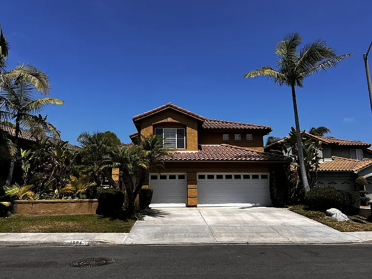 4984 Riding Ridge Rd — Photo 2