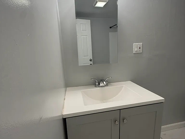 280 S Sheridan St #1 — Photo 9
