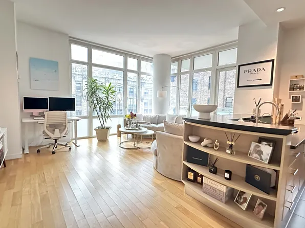 325 Fifth Avenue image 1 of 11