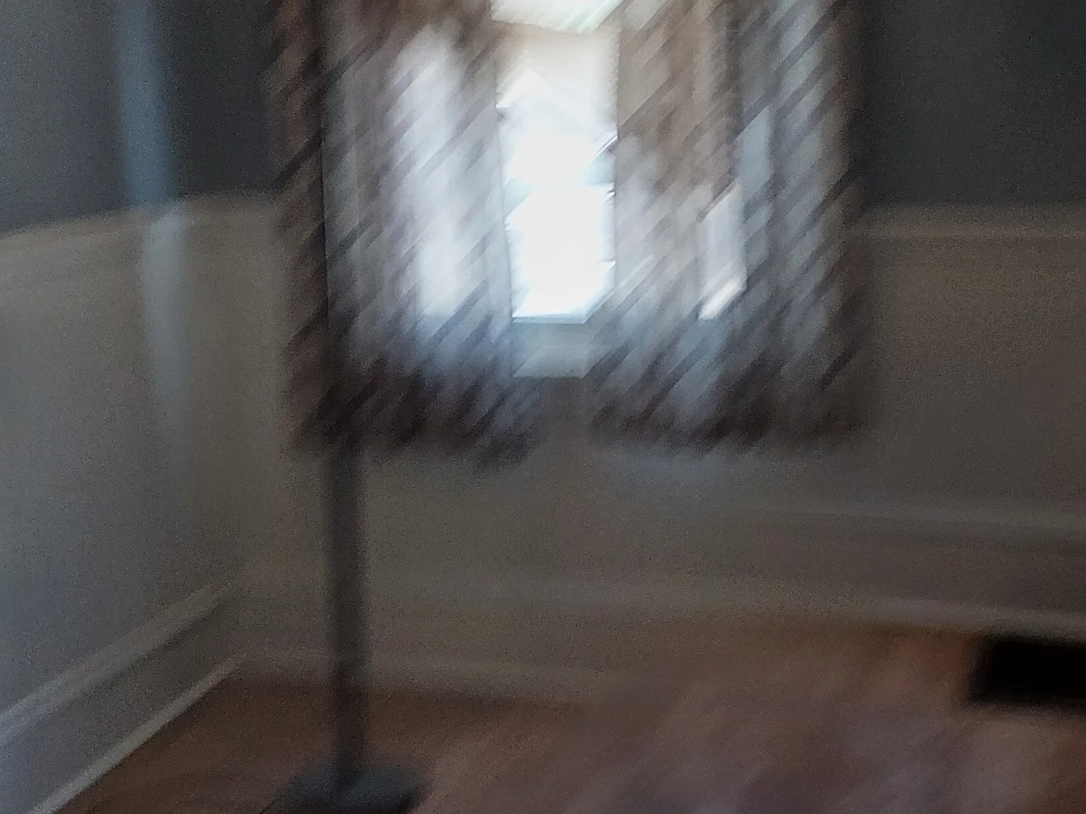 4 bed, 1.5 bath, 1616 sqft, $2,475 — Photo 4