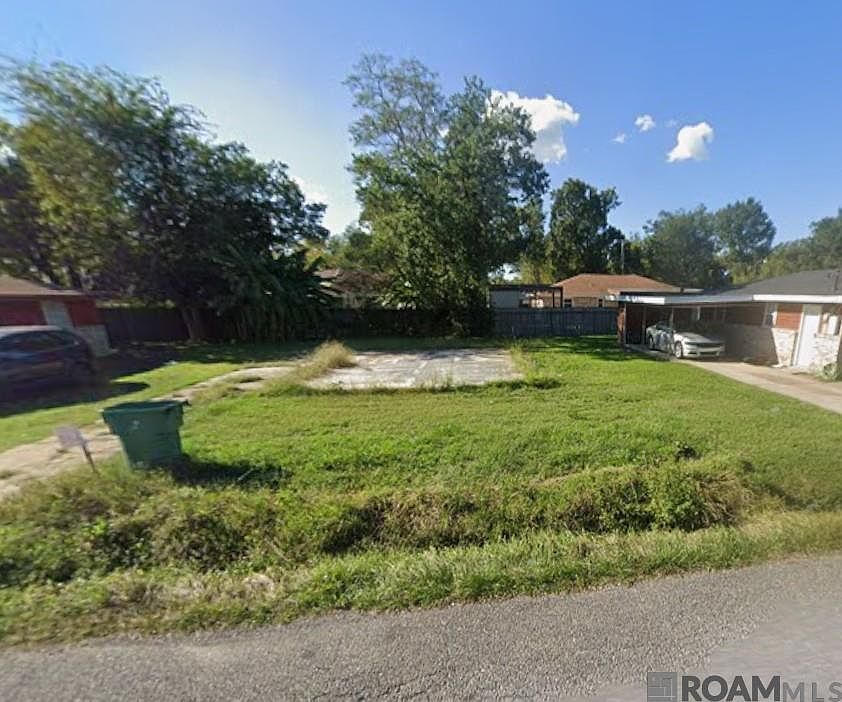 1st image of 520 Paul Fredrick St