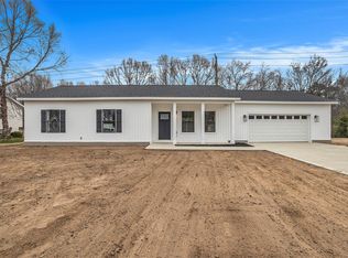 3574 Valley View Dr, Muskegon, MI 49444