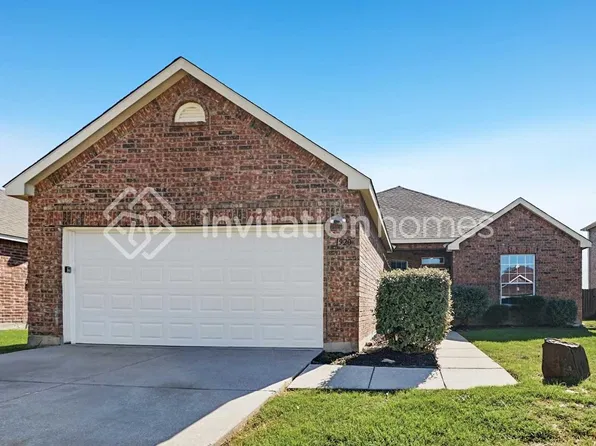 1920 Caddo Springs Dr, Justin, TX 76247