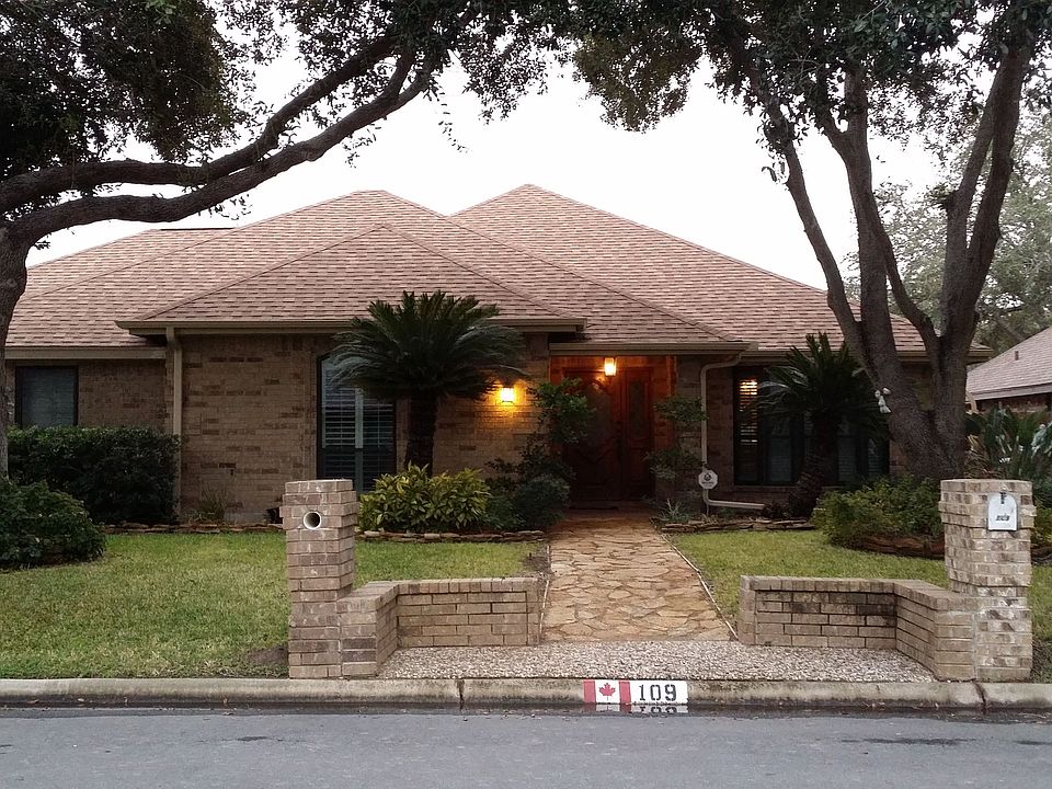 1st image of 109 W Larkspur Ave
