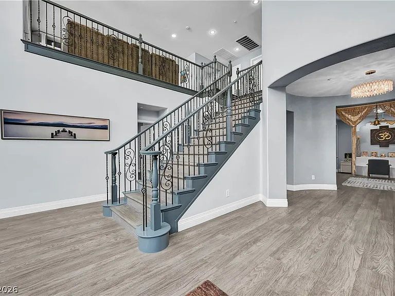 1289 Vietti St — Photo 14