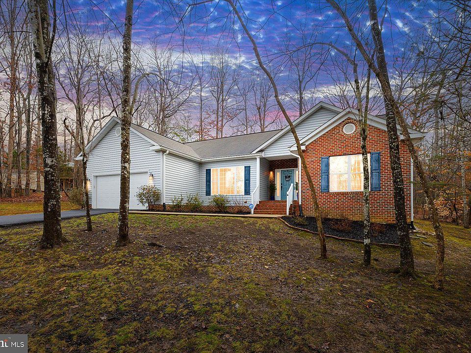 1st image of 115 Ashlawn Ct