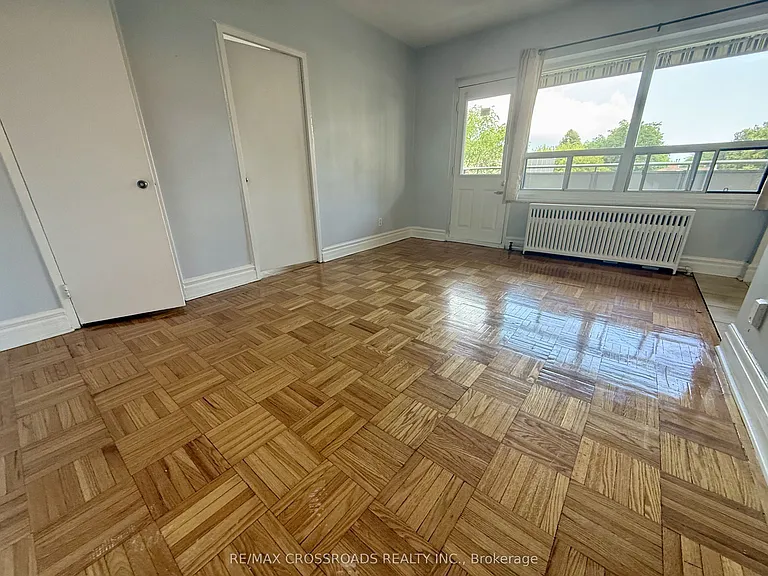 2770 Yonge St #302 — Photo 2