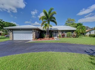 726 NW 84th Ln, Coral Springs, FL 33071