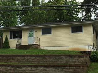 5308 Heege Rd, Saint Louis, MO 63123