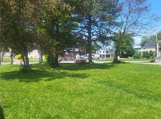 906 E Erie Ave, Lorain, OH