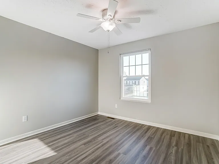 6721 Bedington Ln — Photo 34