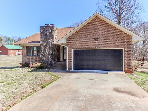 2nd image of 2274 Old Wilkesboro Rd