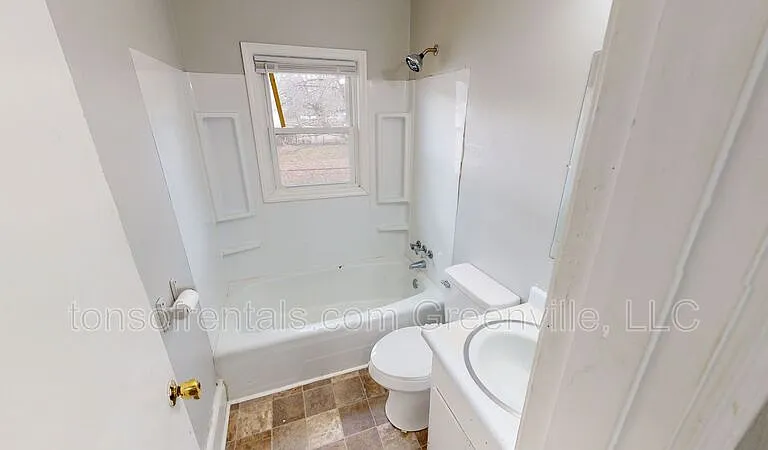 115 Rasor Dr — Photo 8