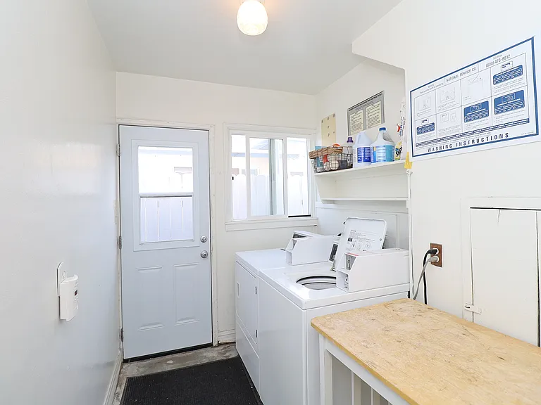 Community Laundry on site