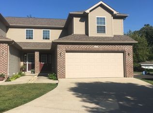 1960 Alinda Ave, Ottawa, IL 61350