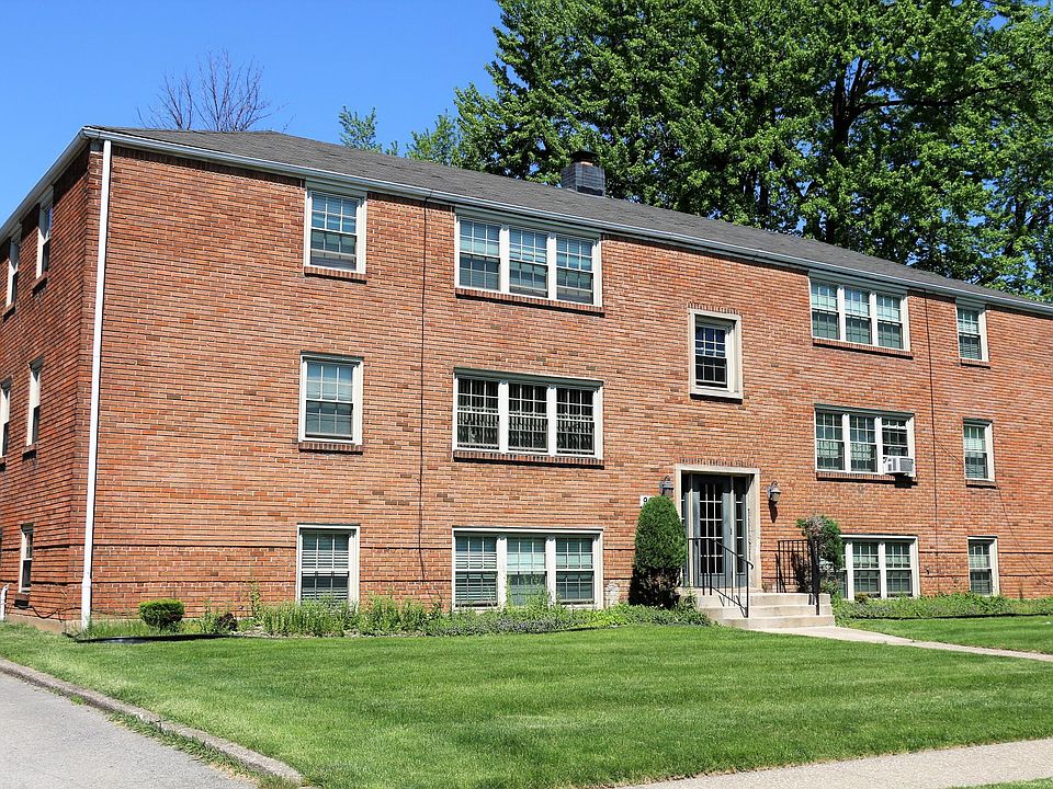 1st image of 96 Concord Dr APT 3