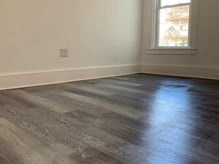 10 Bellevue St #1 — Photo 6