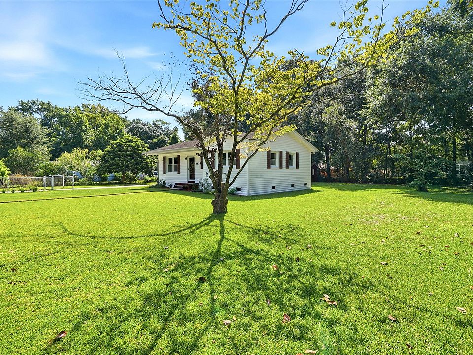 1st image of 3455 Cynthia Dr