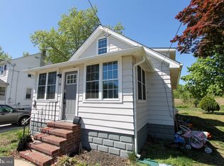53 Spruce St, Pennsville, NJ 08070