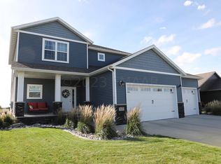 5880 Autumn Dr S, Fargo, ND