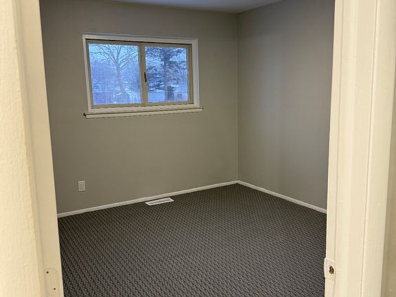 2nd image of 5415 Culver St