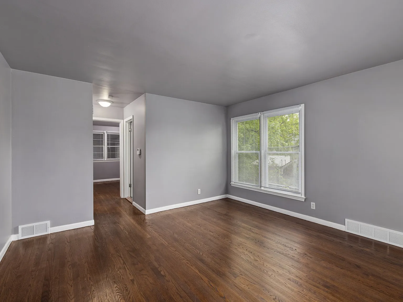2 bed, 800 sqft, $1,195 — Photo 4