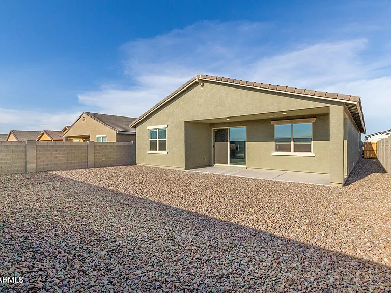8526 S 69th Ln — Photo 33