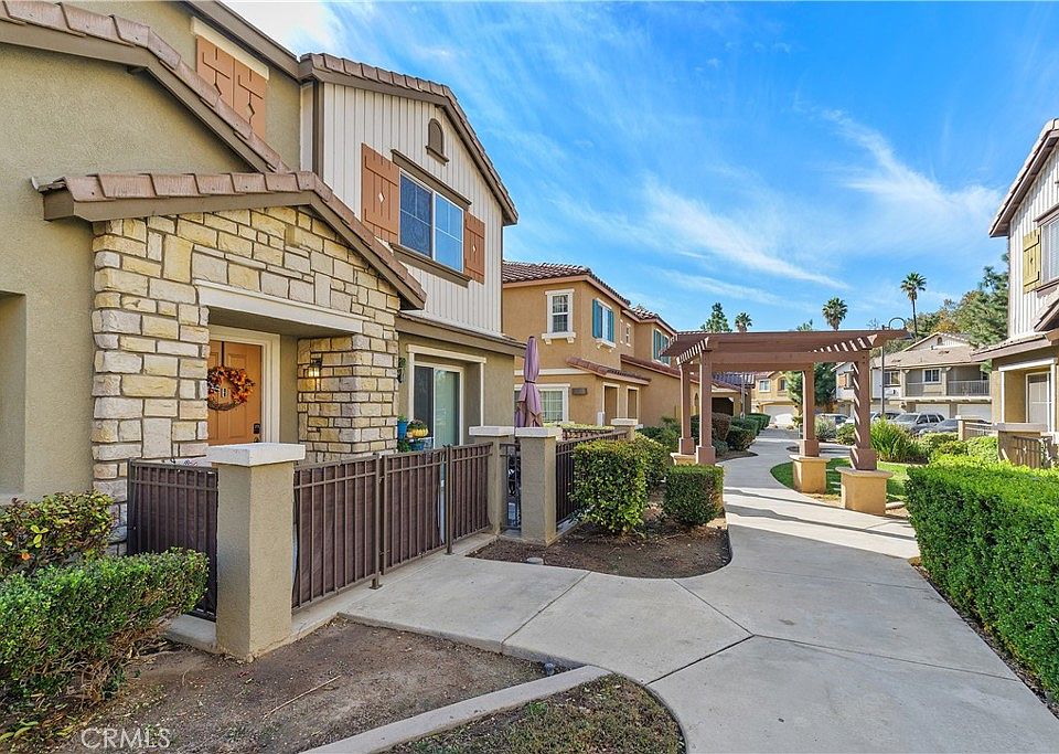 1st image of 25880 Iris Ave Unit B