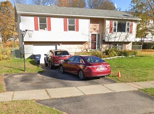 44 Helen Ave #B, South Burlington, VT 05403