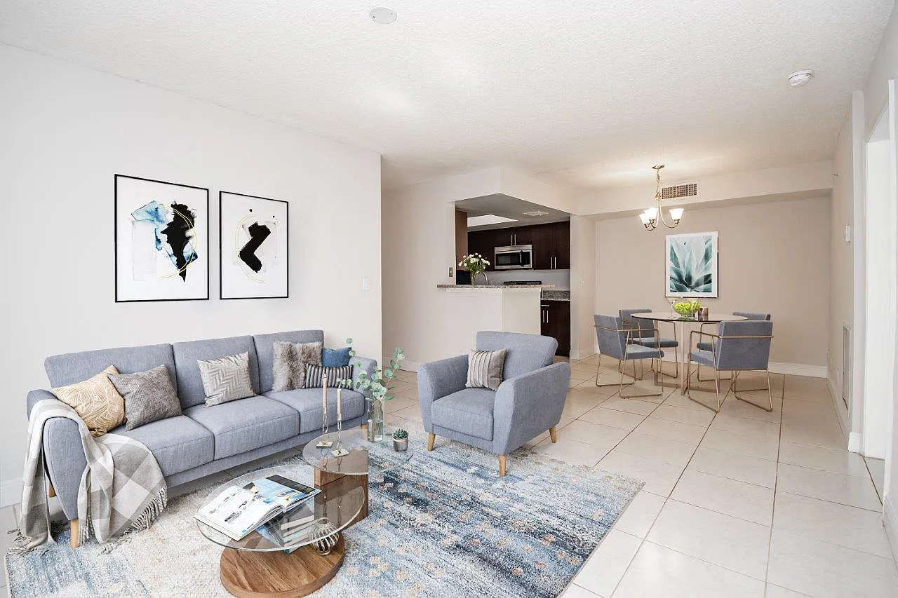 Legacy Lakeview — Photo 3