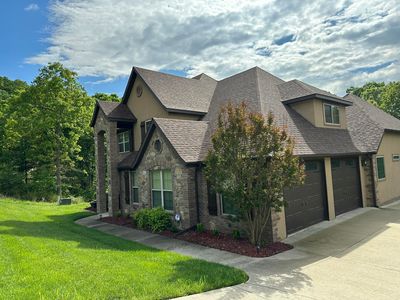 235 Valencia Court, Blue Eye, MO, 65611