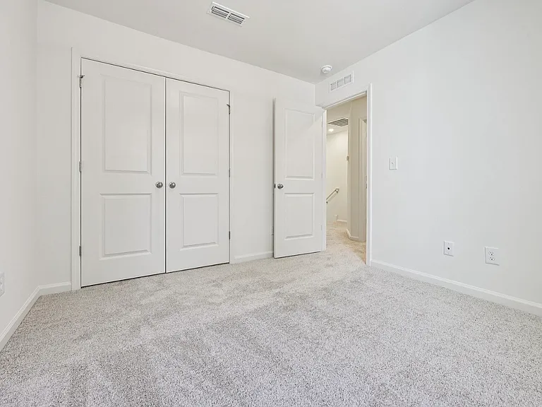 212 Parker Ln — Photo 24