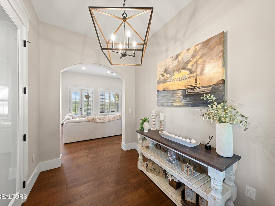 13th image of this home