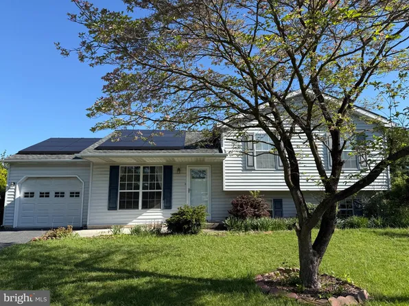 6210 Ann St, Harrisburg, PA 17111