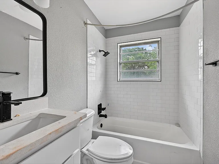 1275 McKinney Cir — Photo 20