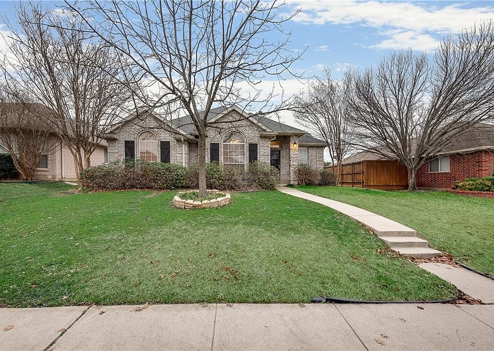 1st image of 9939 Cambridge Dr