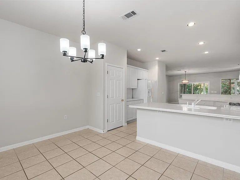 101 Dawson Trl — Photo 14