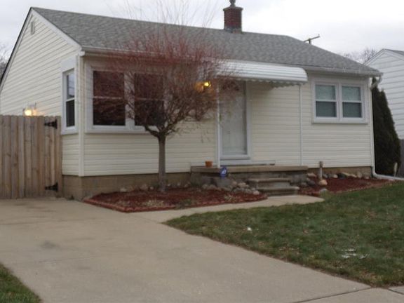 2nd image of 1782 Garfield Ave