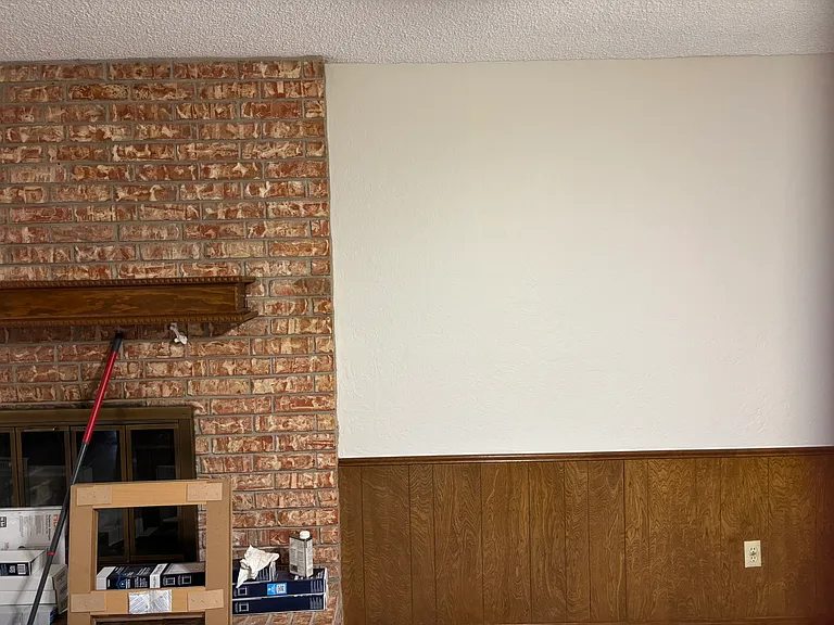 1703 Lancaster Cir — Photo 2