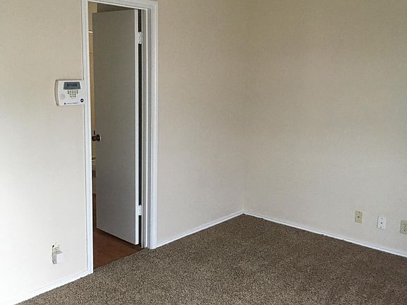1st bedroom
