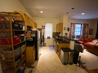 Rented by Sterea Agency