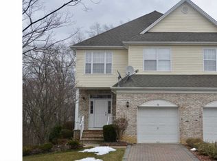 91 Shelley Cir, East Windsor, NJ 08520