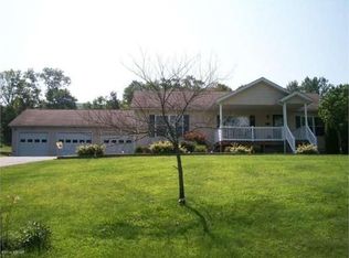 1050 Pine Mountain Rd, Lock Haven, PA 17745